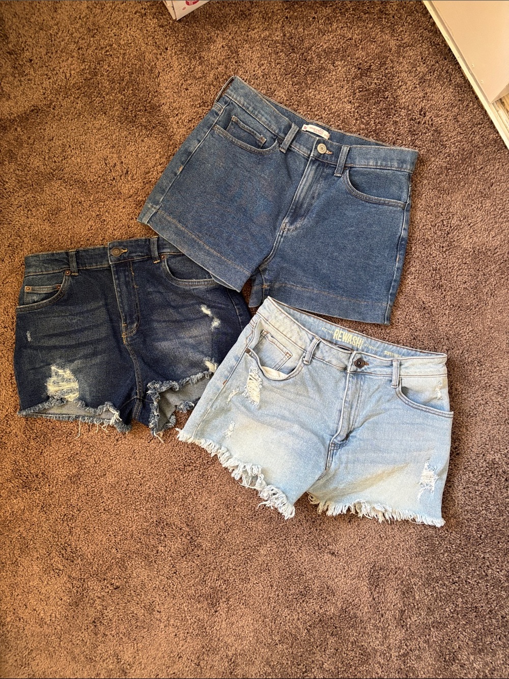 Distressed Frayed Hem Denim Shorts